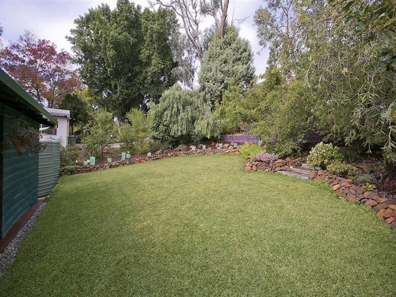 17 Lobelia Drive, Darlington WA 6070
