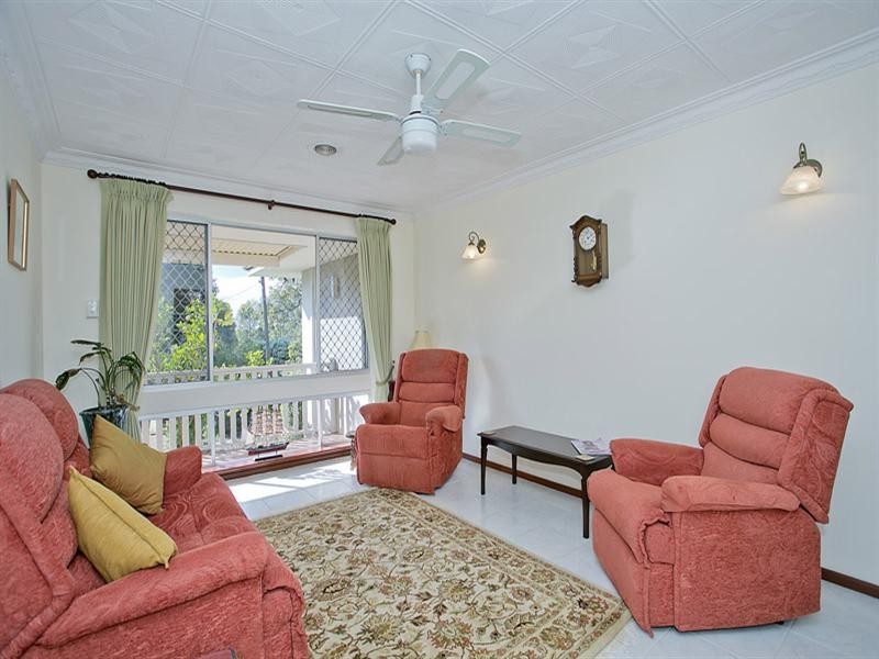 6 Camira Place, Gooseberry Hill WA 6076