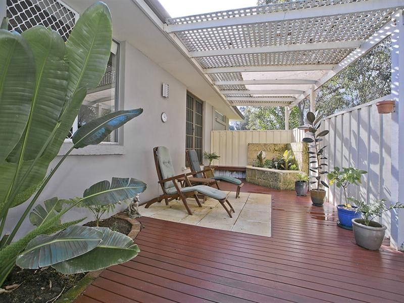 6 Camira Place, Gooseberry Hill WA 6076