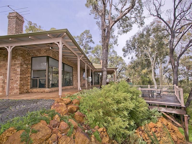 20 Lookout Road, Kalamunda WA 6076