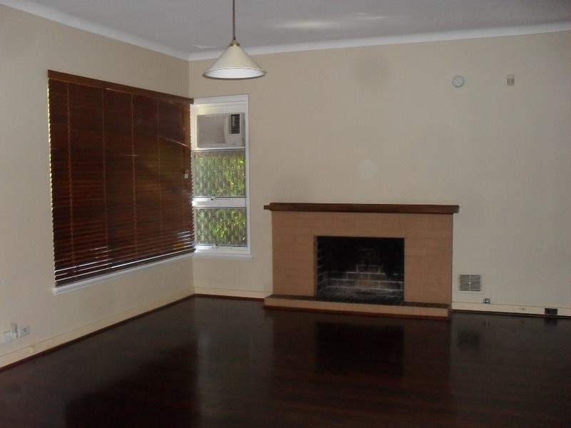 76 Heath Road, Kalamunda WA 6076