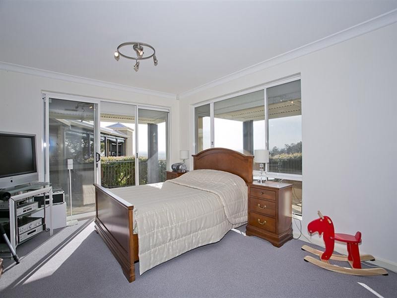 26 Sundew Road, Gooseberry Hill WA 6076