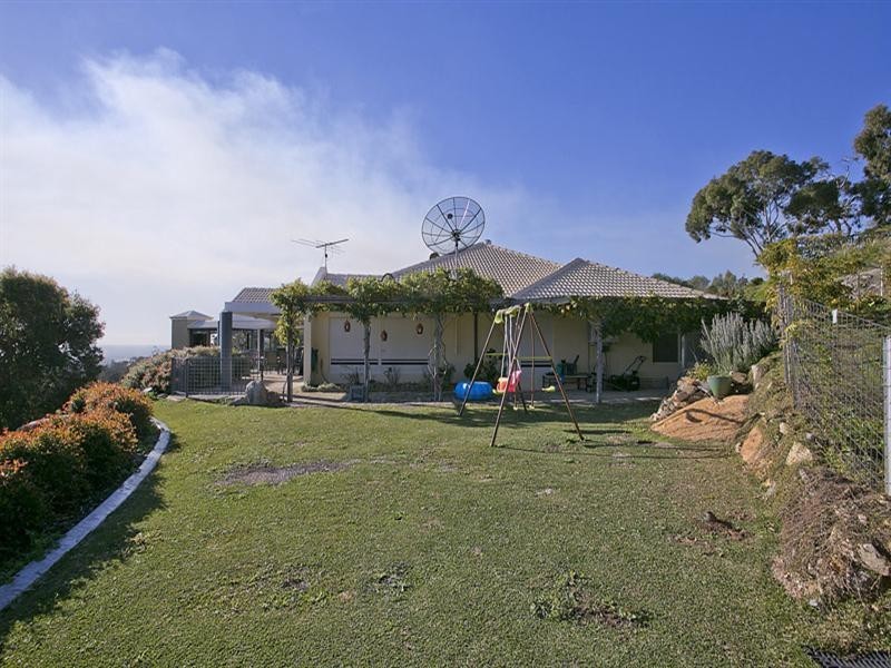 26 Sundew Road, Gooseberry Hill WA 6076