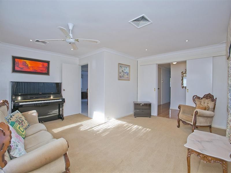 45 Brigalow Way, Lesmurdie WA 6076