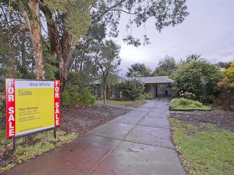 12 Alexander Close, Lesmurdie WA 6076