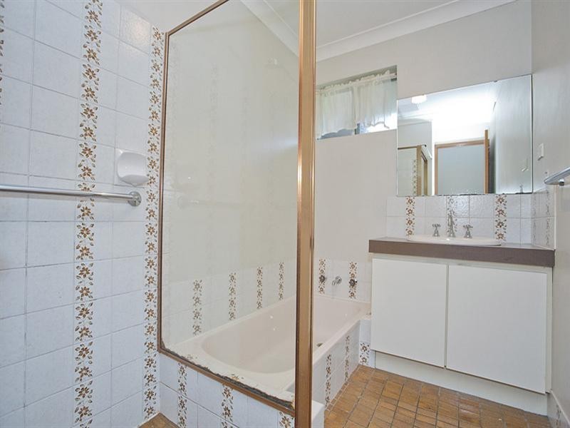 12 Alexander Close, Lesmurdie WA 6076