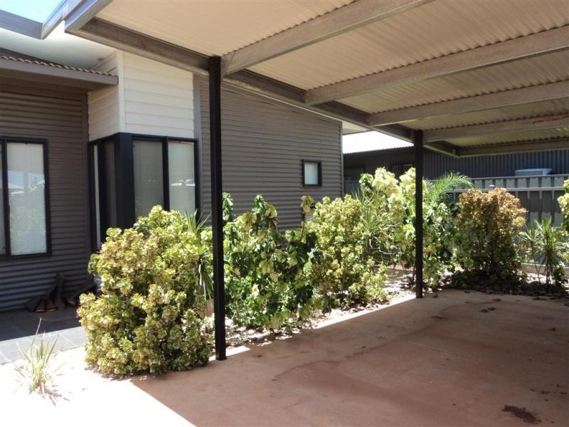 22 Yirrawari Street, Baynton WA 6714