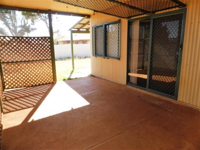 49 Radley Drive, Baynton WA 6714