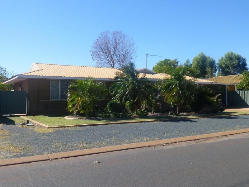 35 Brooks Way, Nickol WA 6714