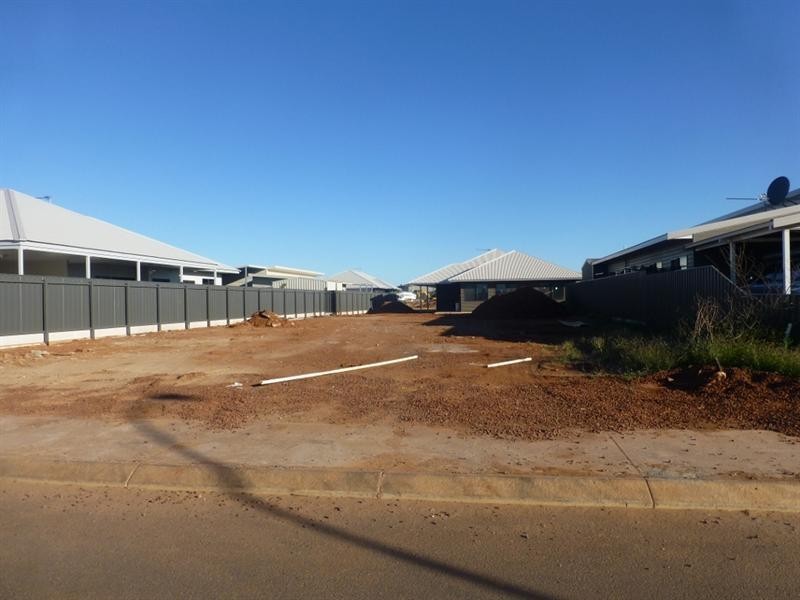 15 Bardurra Street, Baynton WA 6714