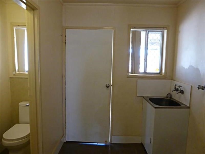 11 Pinderi Crescent, Dampier WA 6713