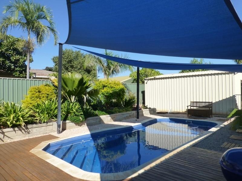 17 Peirl Way, Pegs Creek WA 6714