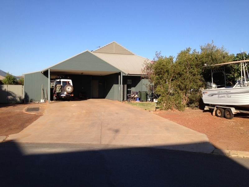 11 Lilly Parade, Baynton WA 6714