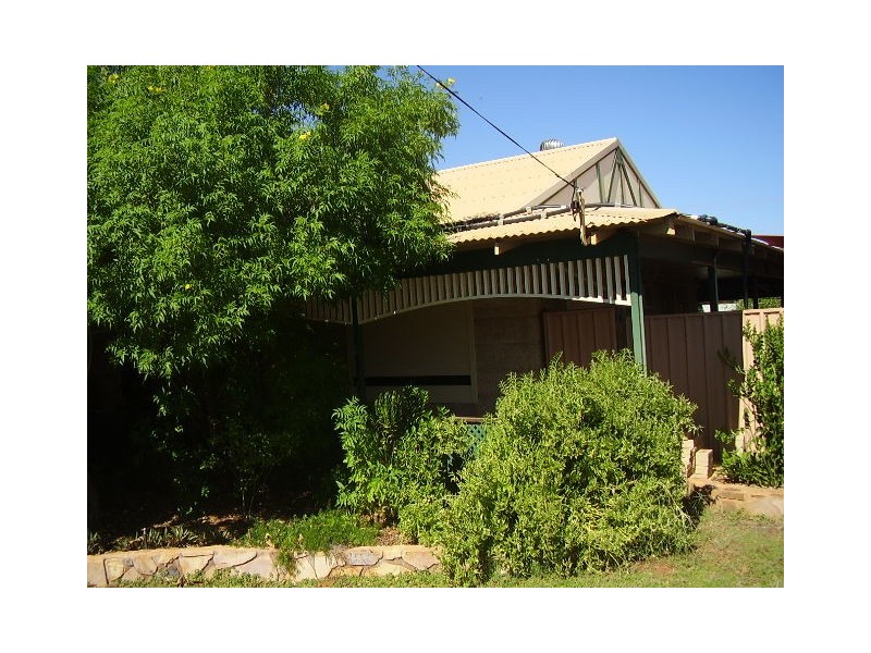 2 Stanbridge Way, Karratha WA 6714