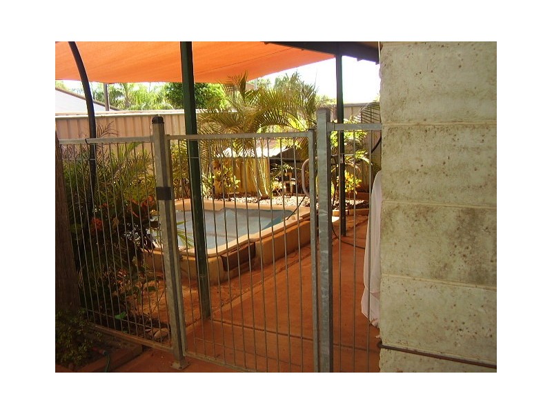 2 Stanbridge Way, Karratha WA 6714