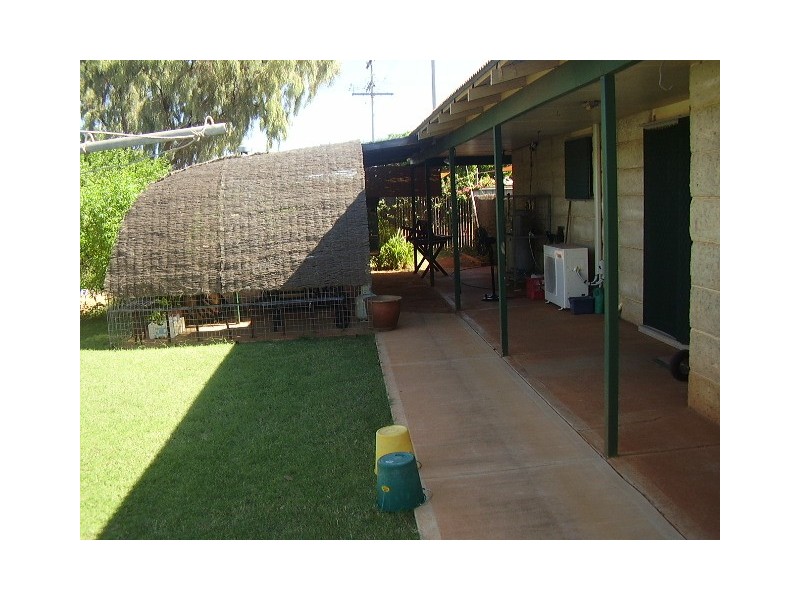 2 Stanbridge Way, Karratha WA 6714