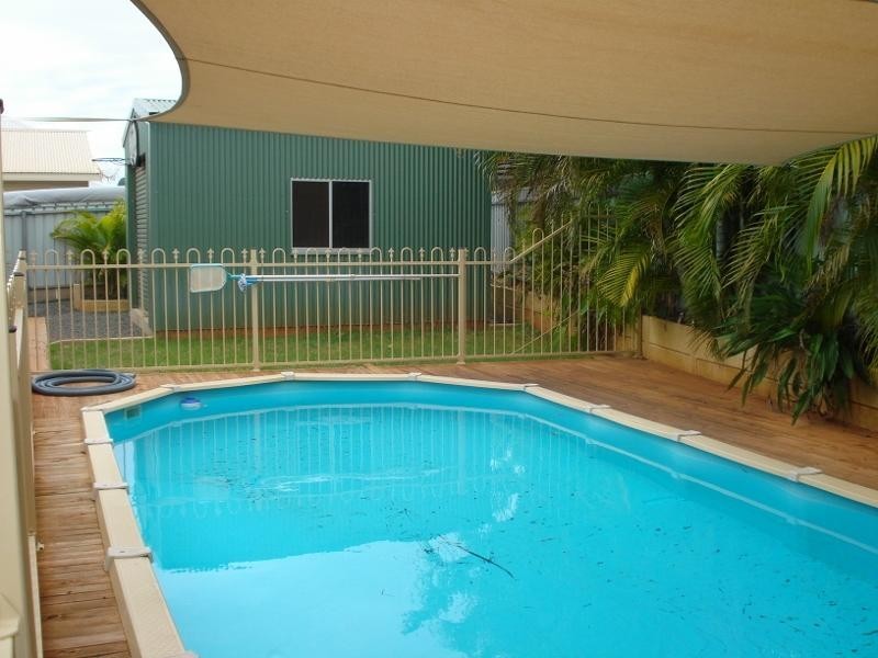 5 Schooner Street, Baynton WA 6714