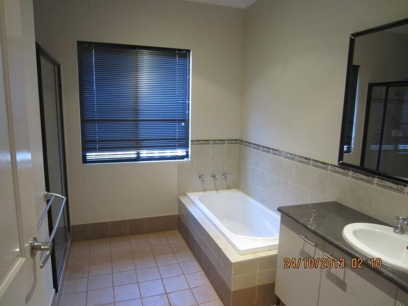 12 Walker Close, Millars Well WA 6714