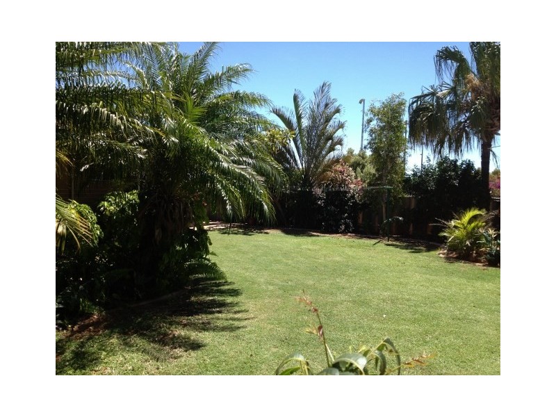 Unit 2/32 Warrier Street, Bulgarra WA 6714