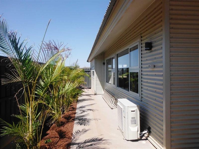 29 Bettong Bend, Baynton WA 6714