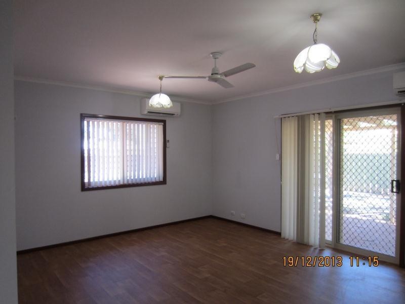 35 Radley Drive, Baynton WA 6714