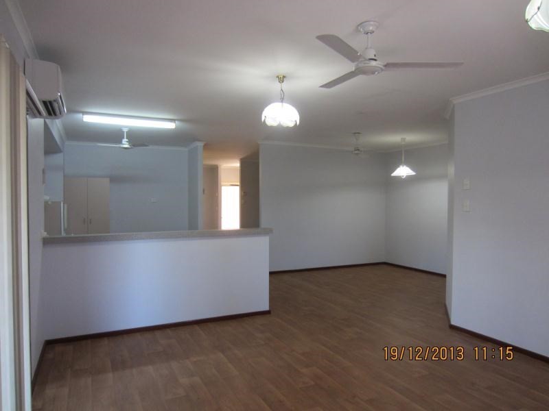 35 Radley Drive, Baynton WA 6714