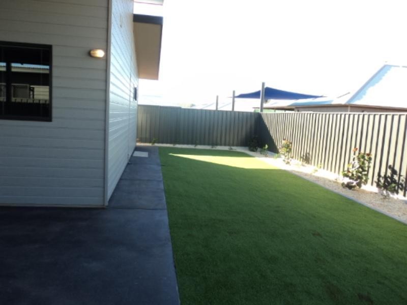 18 Curlew Street, Baynton WA 6714