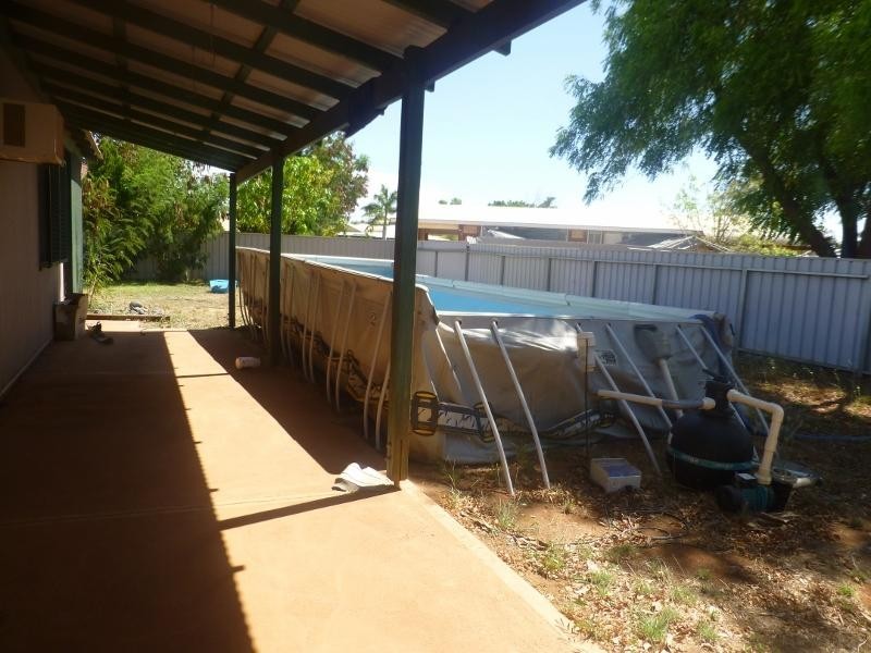 17 McCamey Loop, Baynton WA 6714