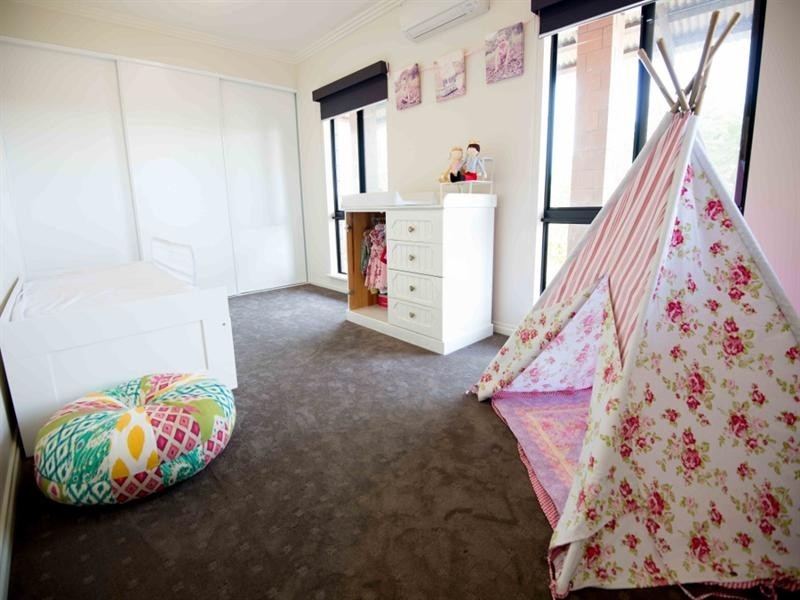 77 Bajamalu Drive, Baynton WA 6714