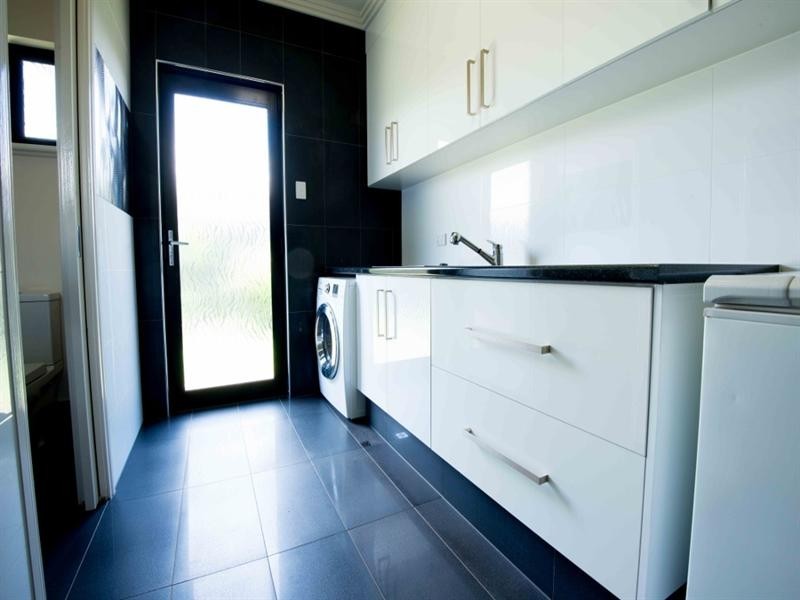 77 Bajamalu Drive, Baynton WA 6714