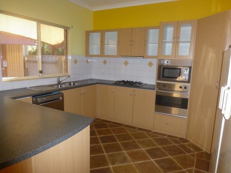 3 Locke Place, Baynton WA 6714