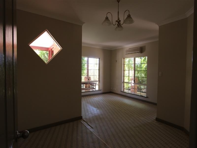 3 Locke Place, Baynton WA 6714