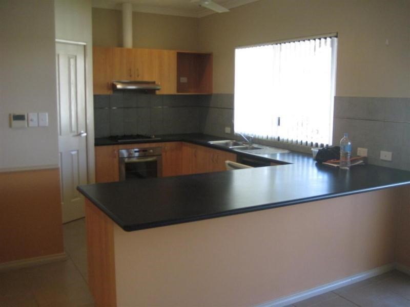 7 Rhonda Road, Baynton WA 6714