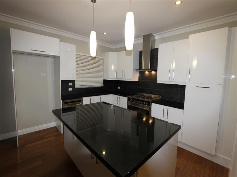 4 Nyamina Road, Baynton WA 6714