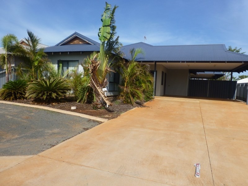 8 Walker Close, Millars Well WA 6714