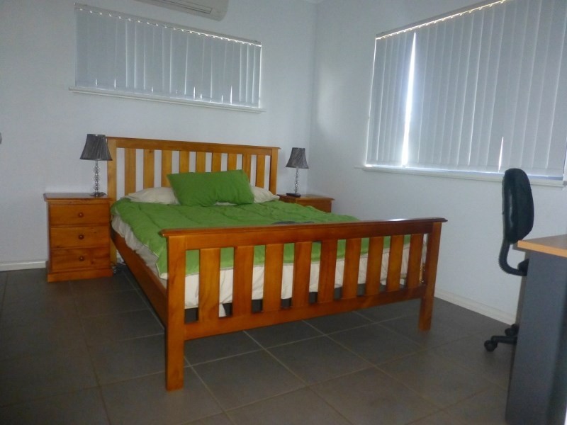 8 Walker Close, Millars Well WA 6714