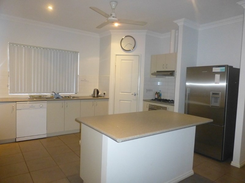 8 Walker Close, Millars Well WA 6714