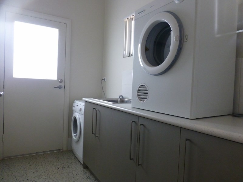 33 Bajamalu Drive, Baynton WA 6714