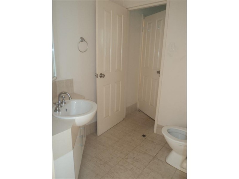 4/3 Badock Place, Millars Well WA 6714