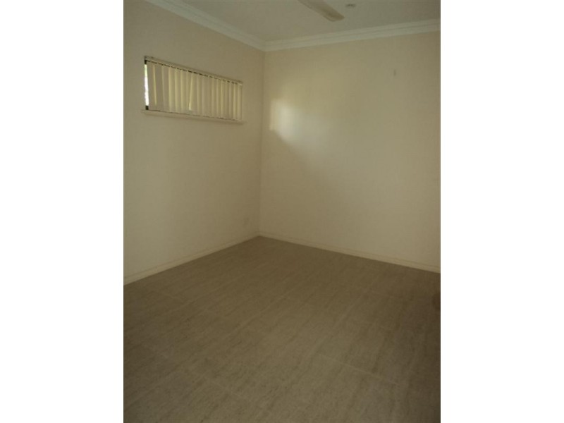 4/3 Badock Place, Millars Well WA 6714