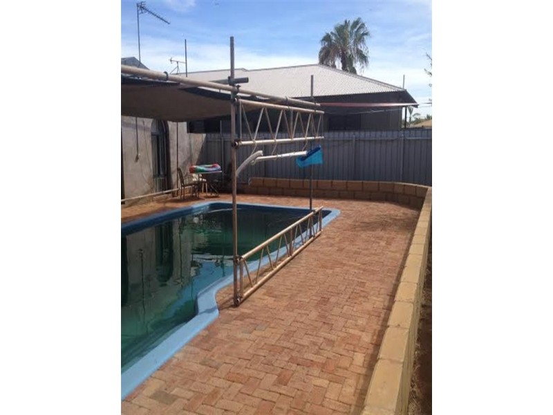 14 Stanbridge Way, Millars Well WA 6714