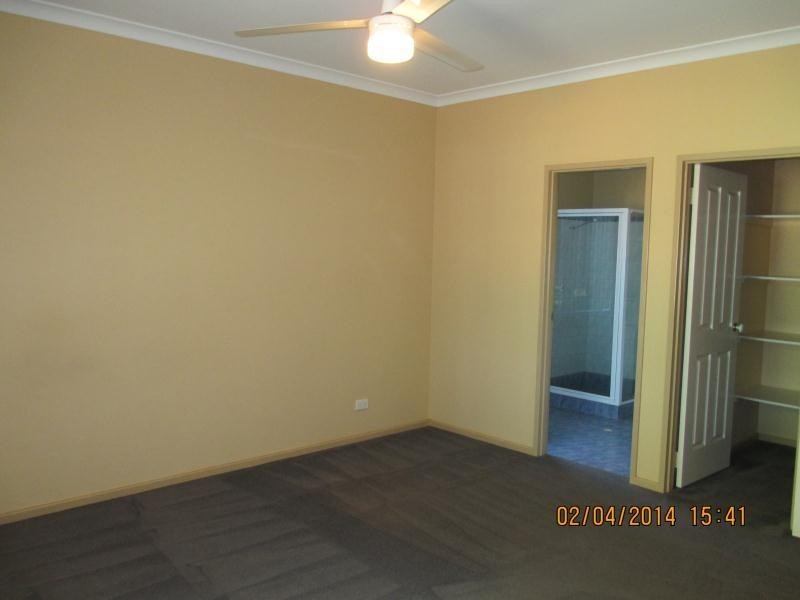 8 Delmere Way, Baynton WA 6714