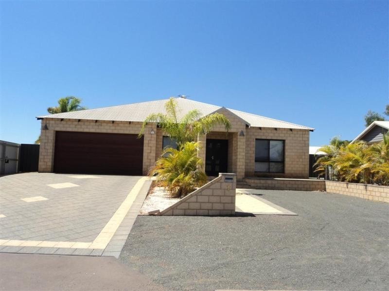 1 Armstrong Drive, Baynton WA 6714
