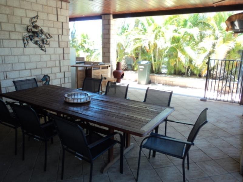 1 Armstrong Drive, Baynton WA 6714