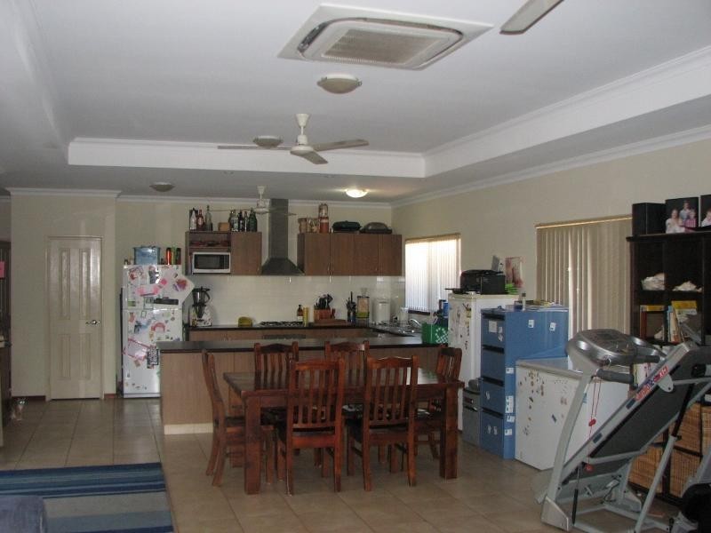 17 Bettong Bend, Baynton WA 6714