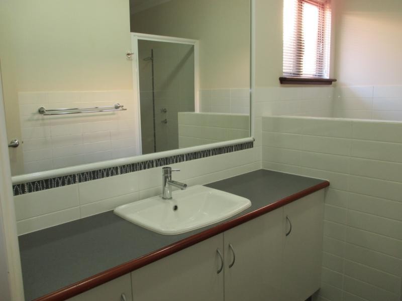 19 Bettong Bend, Baynton WA 6714