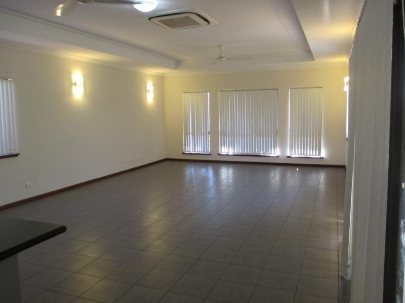 19 Bettong Bend, Baynton WA 6714