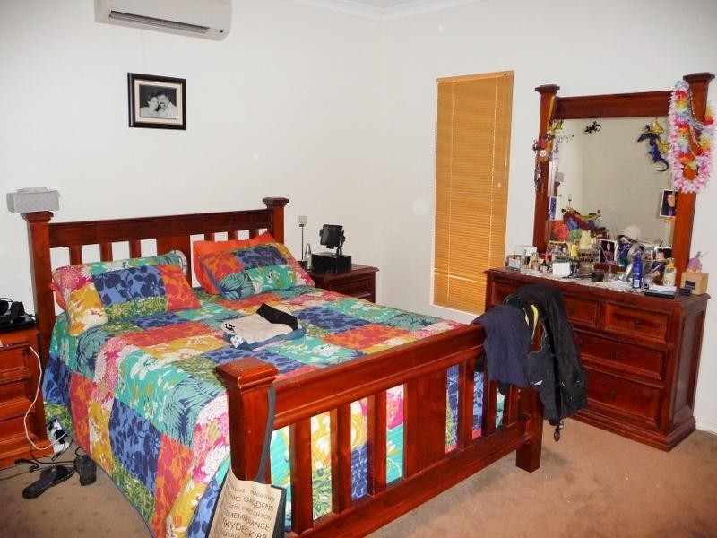 6 Kybra Way, Baynton WA 6714