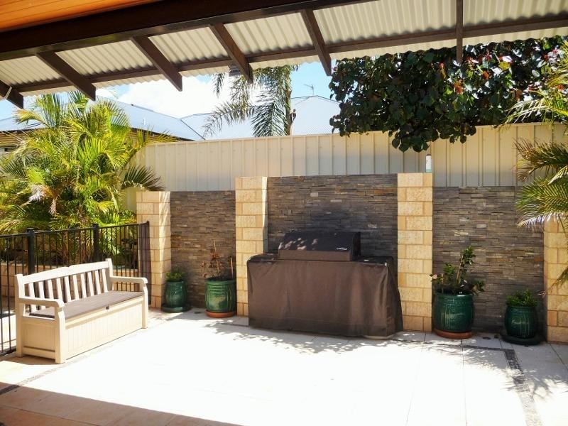 6 Kybra Way, Baynton WA 6714