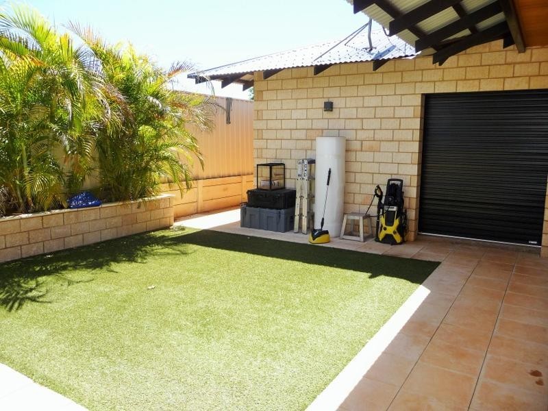 6 Kybra Way, Baynton WA 6714